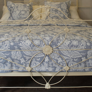 Double Cast Iron Antique Bed in Cream, MD190