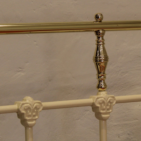 Double Platform Antique Bed in Cream, MD176