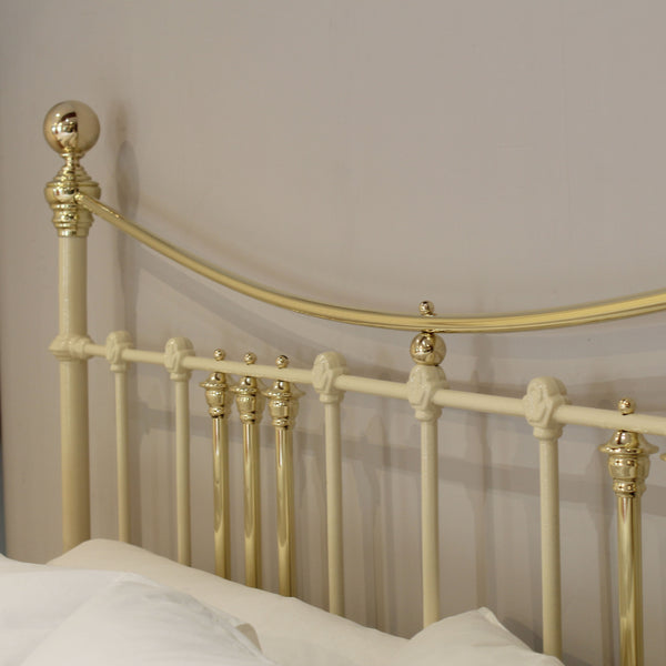 King size antique bed finished in cream