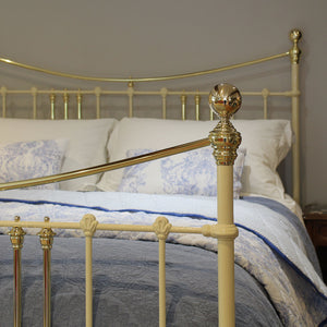 King size antique bed finished in cream