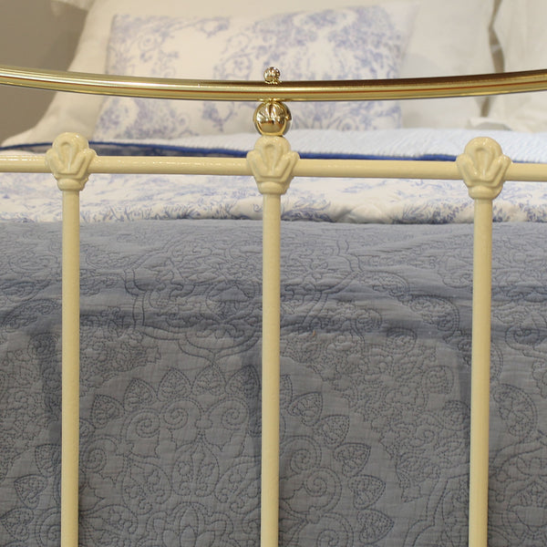 King size antique bed finished in cream
