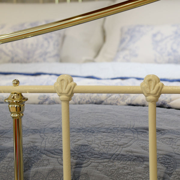King size antique bed finished in cream