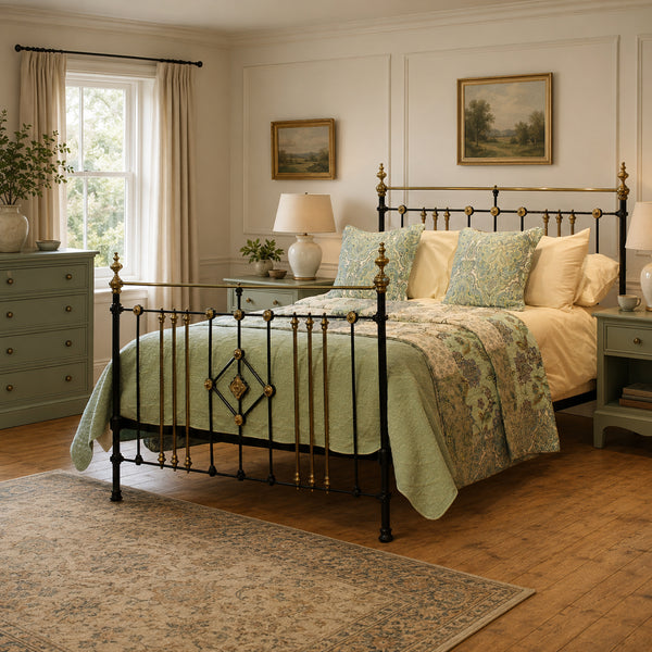 King Size Antique Bed in Black MK342