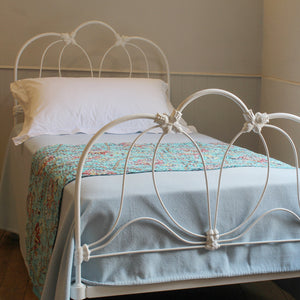 Large Single White Antique Bed MS73