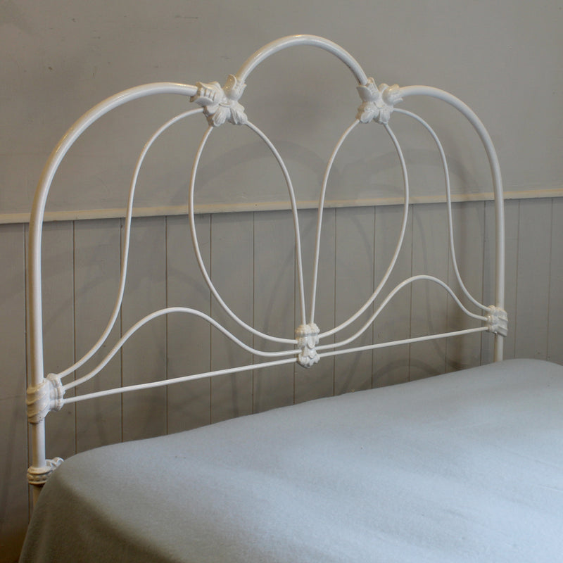 Large Single White Antique Bed MS73