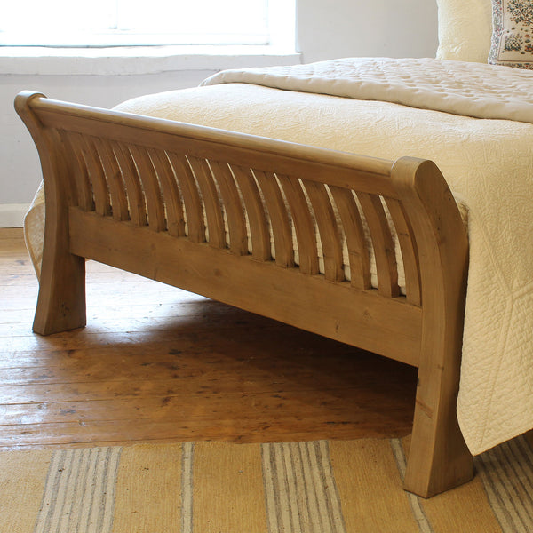 Martinique Rustic Bed