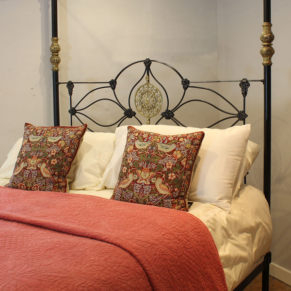 Antique Four Poster Bed in Black M4P58