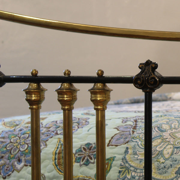 5ft Wide Brass and Iron Antique Bed Finished in Black MK338