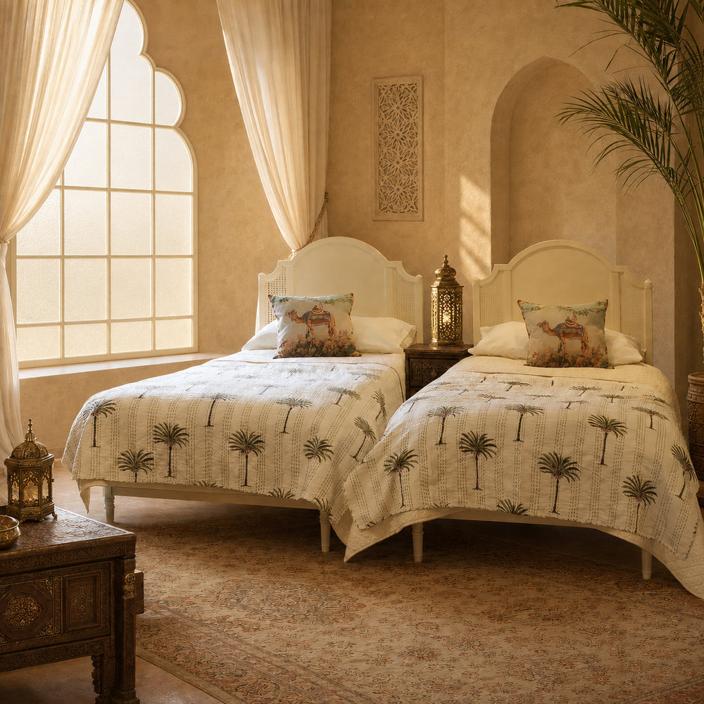 Pair of platform Beds, MP61