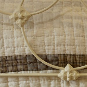 Pair of Iron Antique Beds in Cream, MP66