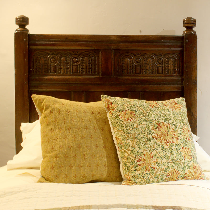 Pair of Oak Antique Beds, WP50