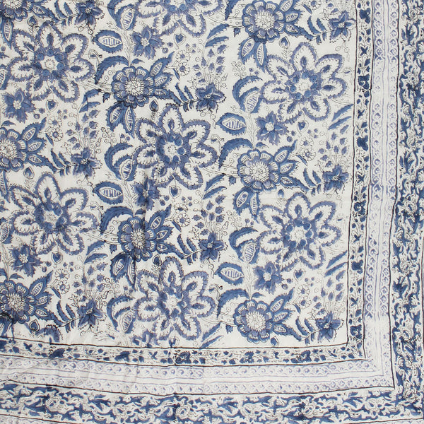 NEW IN Royal Blue & White Floral Quilt