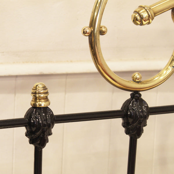 Single antique bed in black