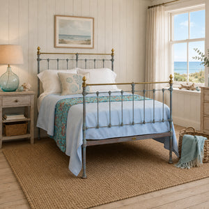 Small Double Antique Bed in Verdigris, MD167