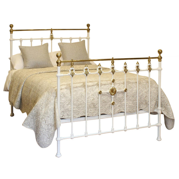Double Antique Bed in White, MD140
