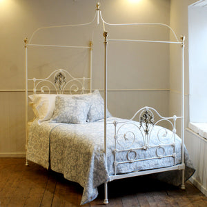 Single Antique Four Poster Bed M4P47