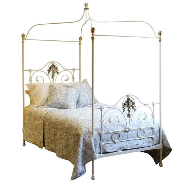 Single Antique Four Poster Bed M4P47