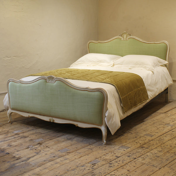 160cm Wide Upholstered Antique Bed WK195