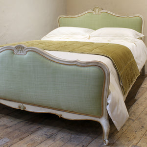 160cm Wide Upholstered Antique Bed WK195