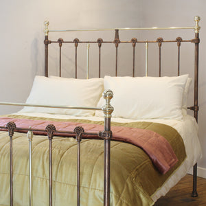 King Antique Bed in Bronze MK257