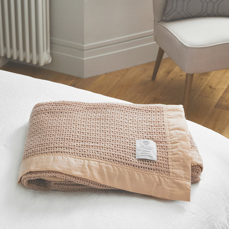 Atkincel - Pure Wool Celular Blanket