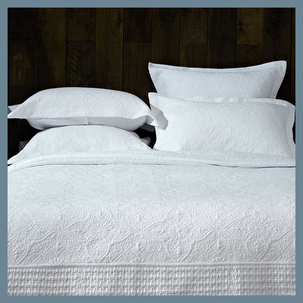Windsor White Bedspread