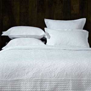 Windsor White Bedspread