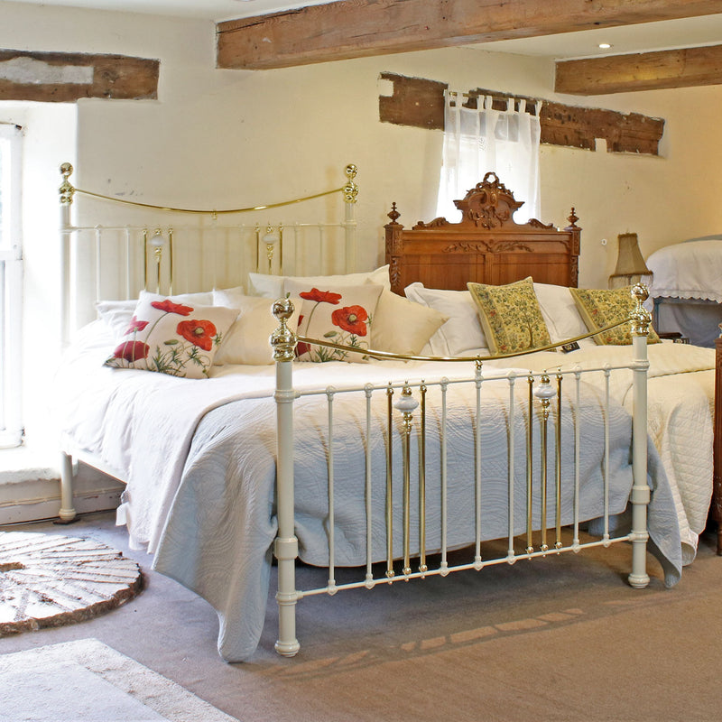 King Brass & Iron Bed in Cream MK157